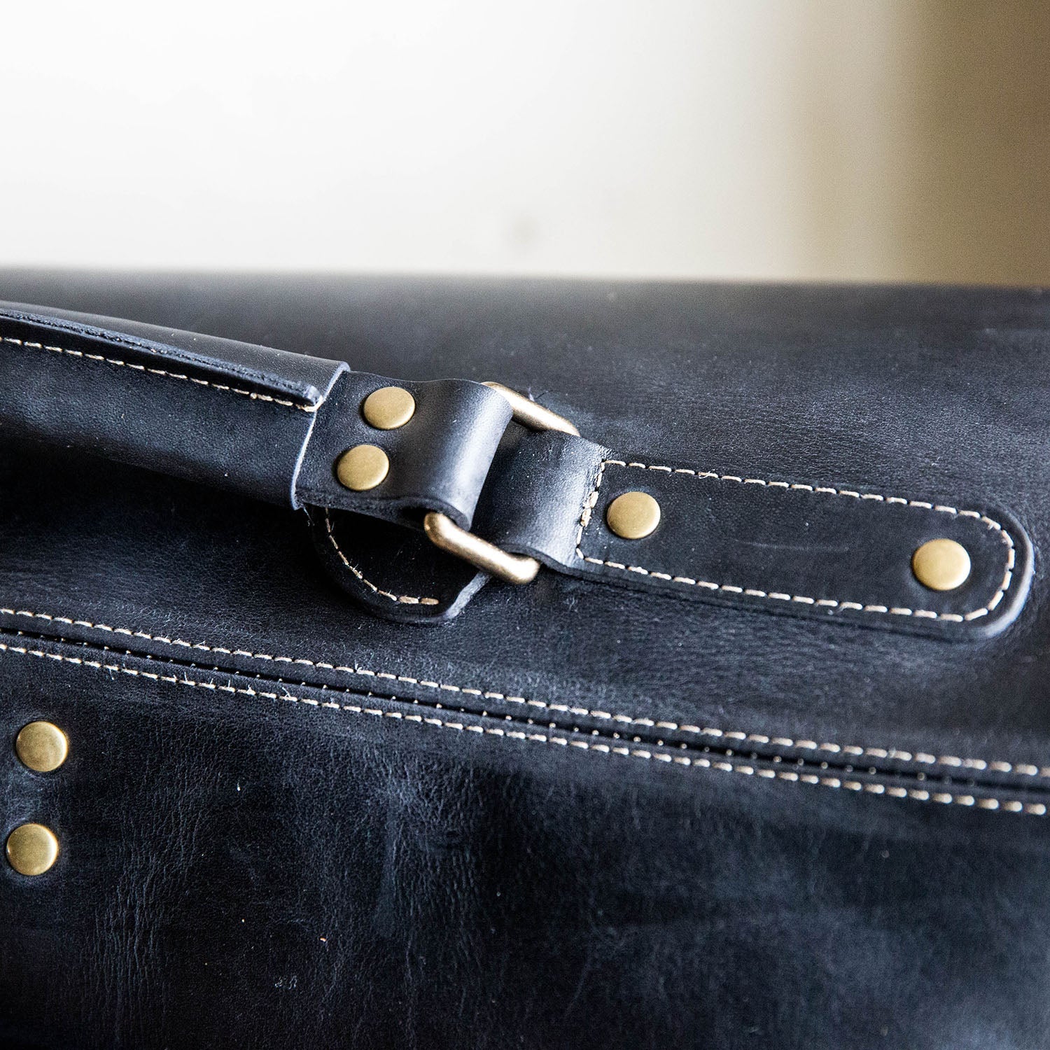 The No. 1860 EXPRESS - Fine Leather Messenger Bag & Mens
