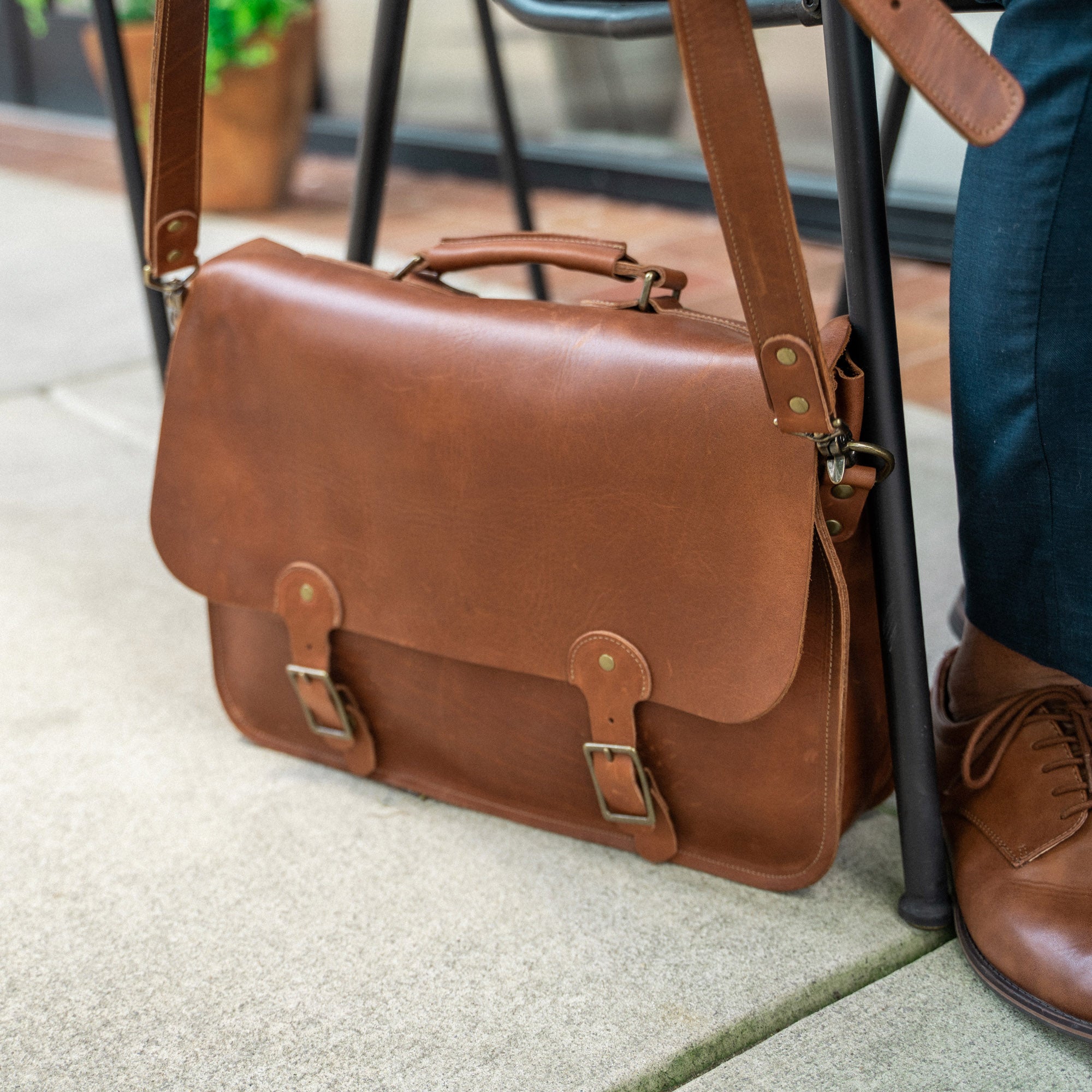 The No. 1860 EXPRESS - Fine Leather Messenger Bag & Mens