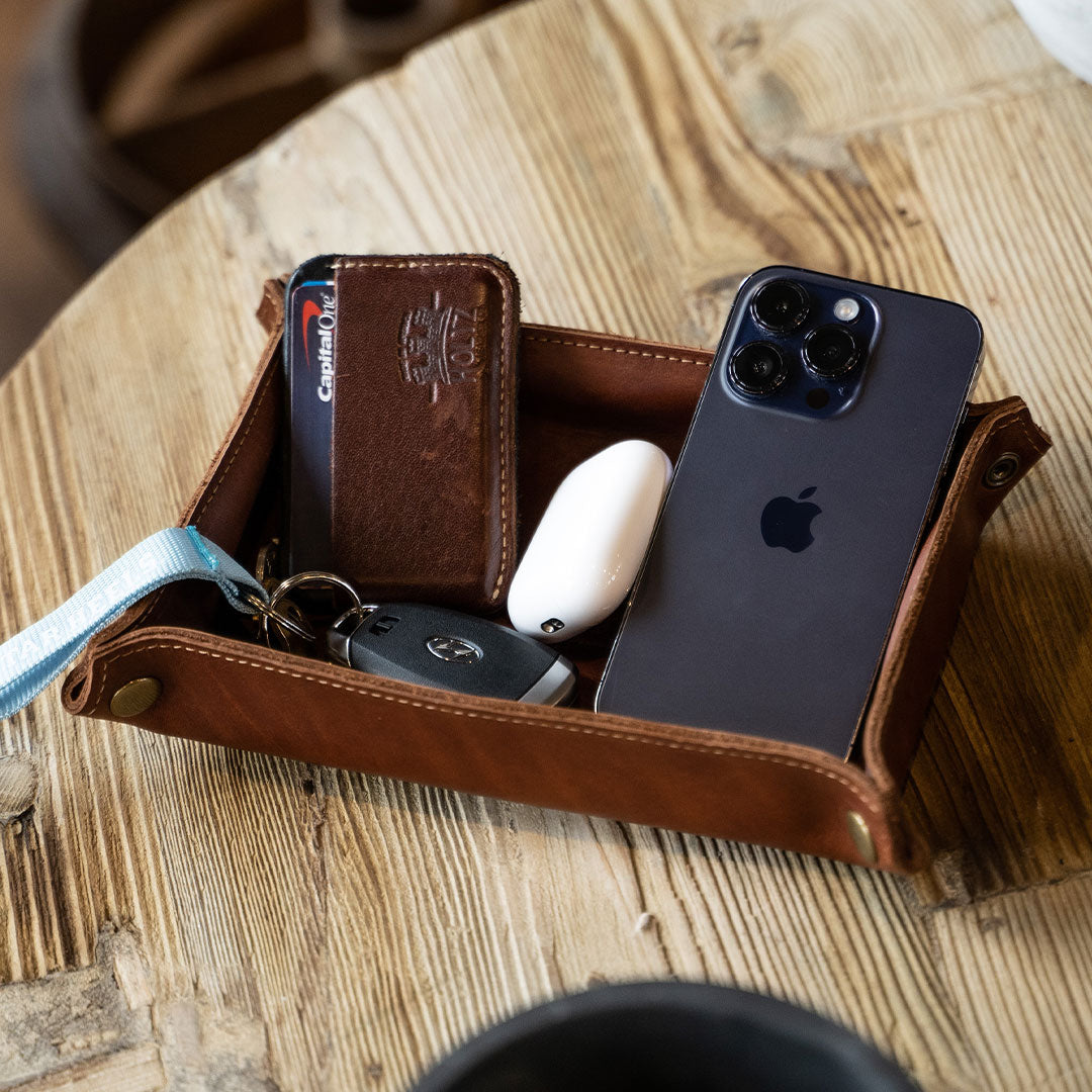 The Jetsetter - Personalized Full-Grain Leather Travel Caddy