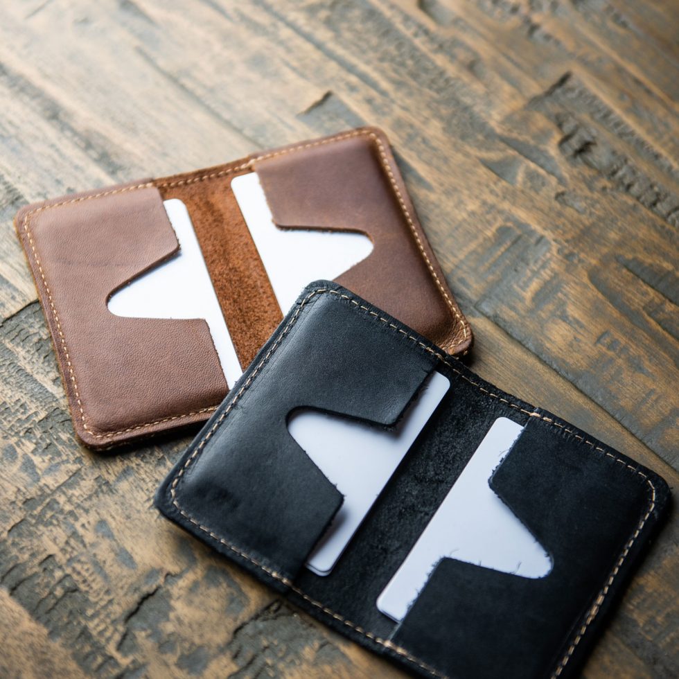 The Vincent Fine Leather Business Card Holder Wallet BiFold - Holtz Co. The Vincent Fine Leather Business Card Holder Wallet BiFold - Holtz Co.
