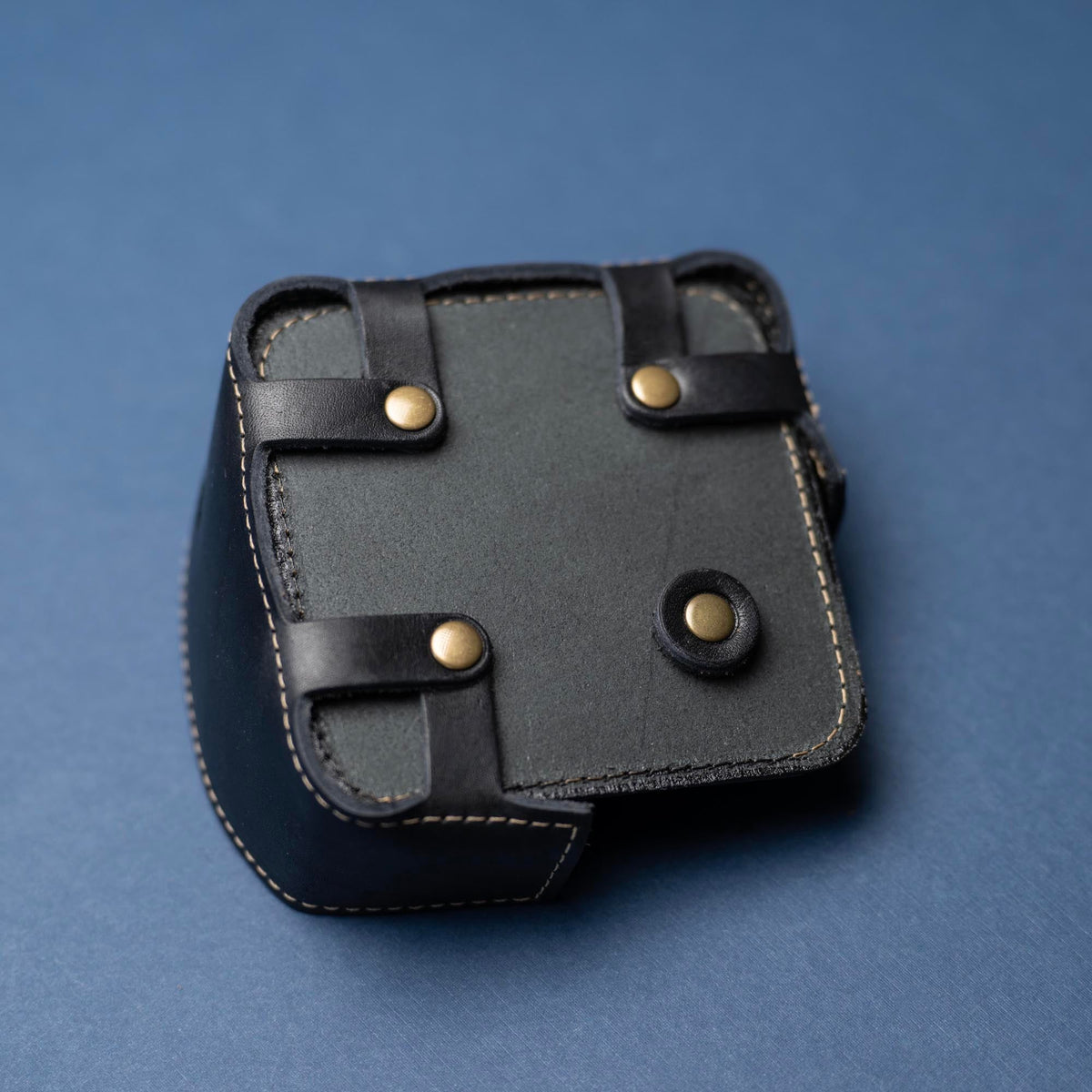 Coaster Holder – Fine Leather Holder in Round or Square
