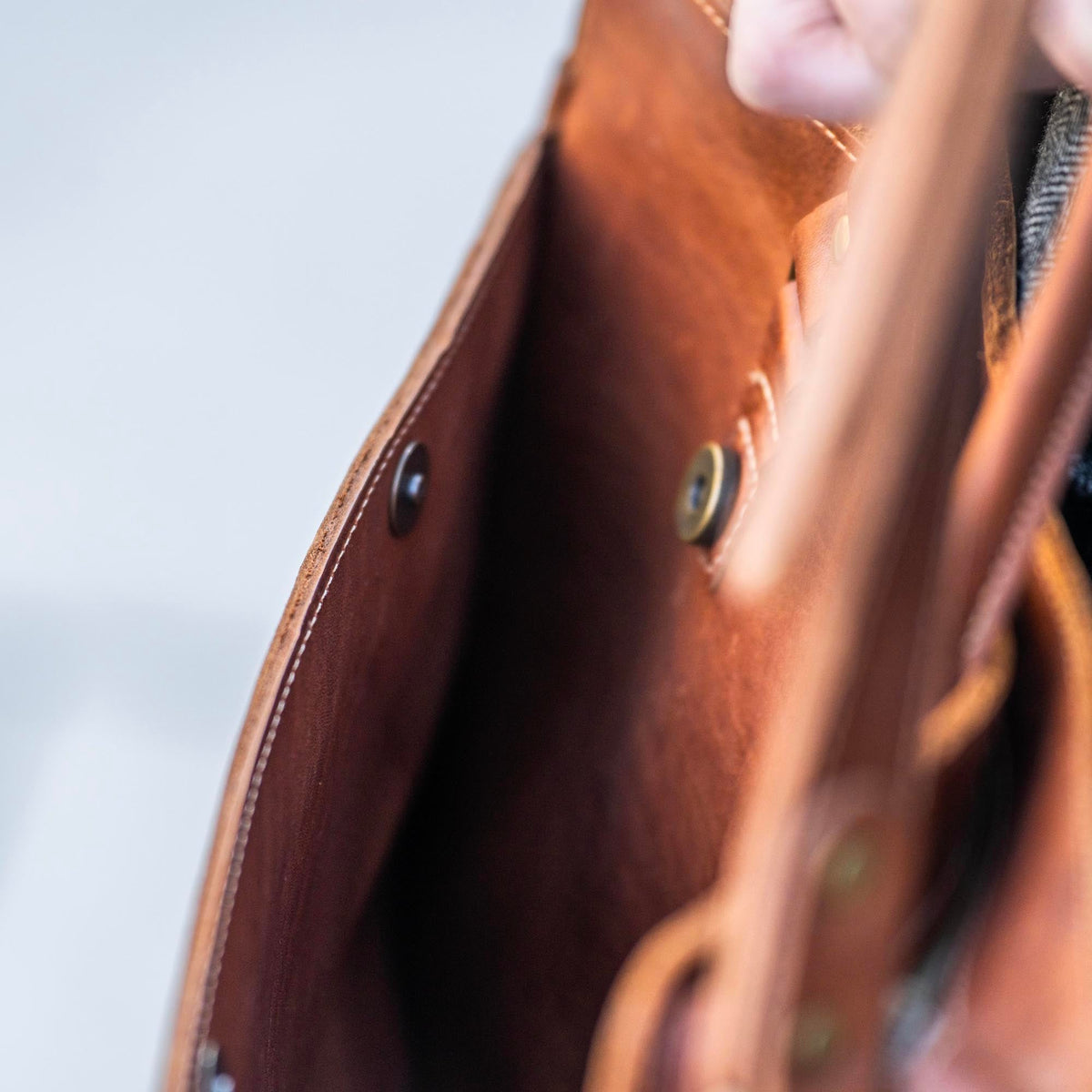 No. 102 Entrepreneur Fine Leather Briefcase & Professional Laptop Bag