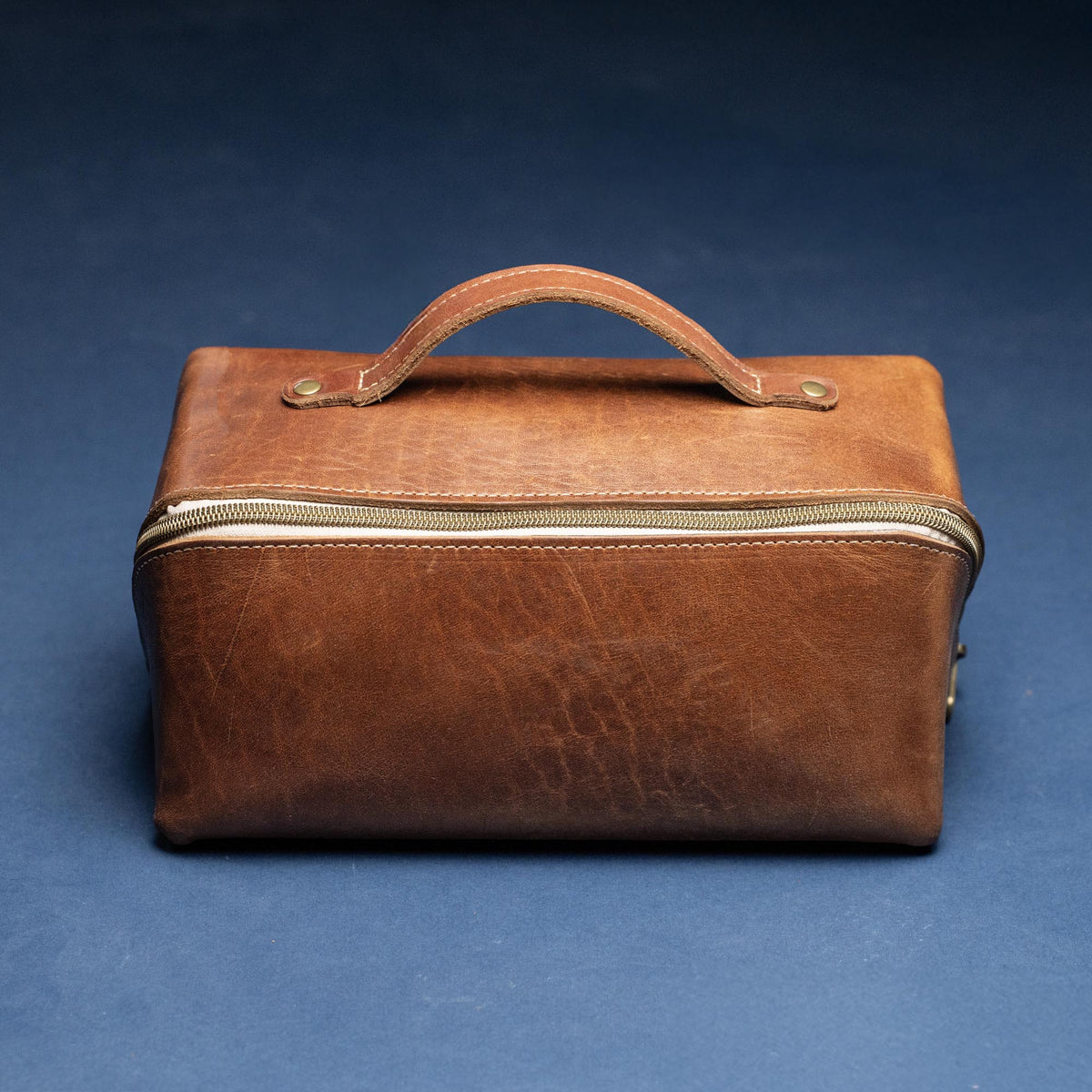 No. 307 Porter Dopp Kit – Full Grain Leather Toiletry Bag