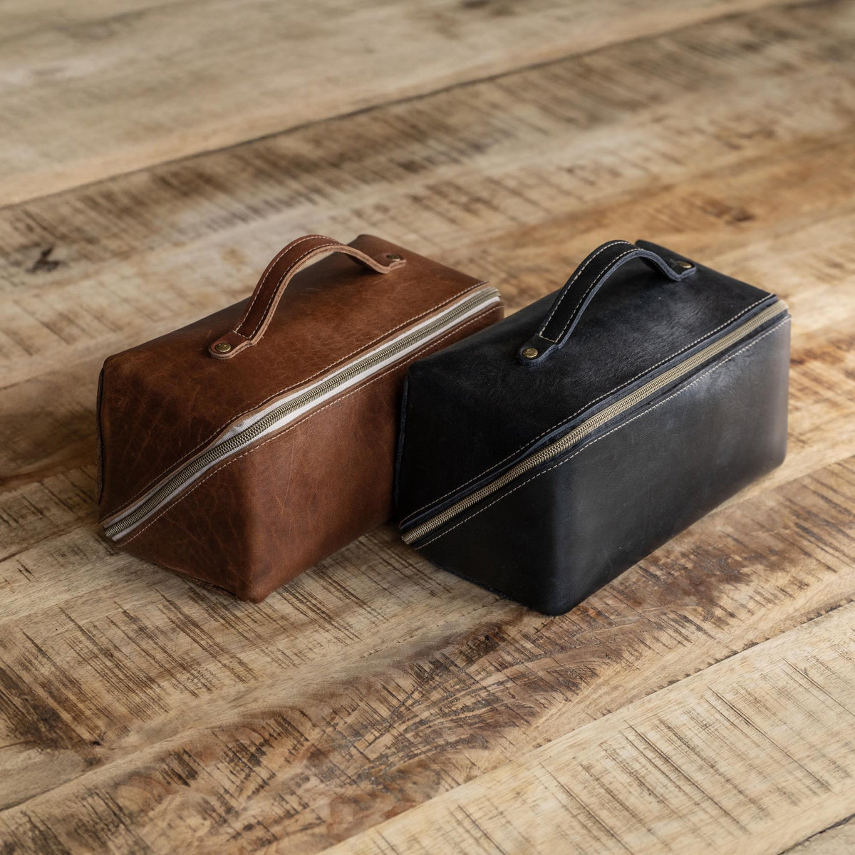 No. 307 Porter Dopp Kit – Full Grain Leather Toiletry Bag