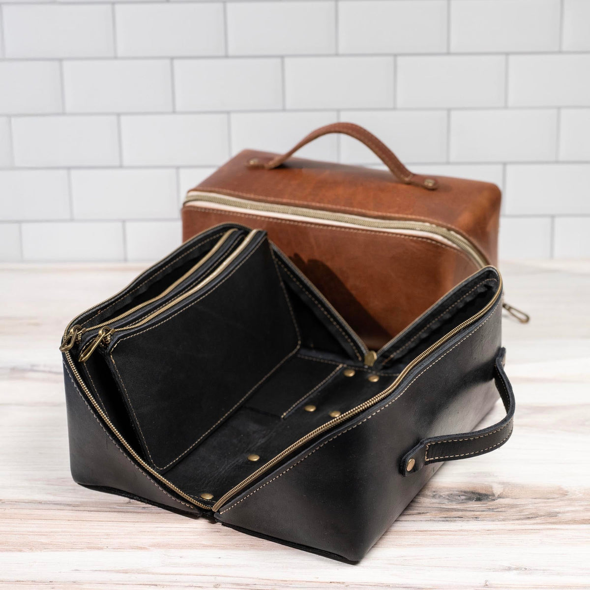 No. 307 Porter Dopp Kit – Full Grain Leather Toiletry Bag