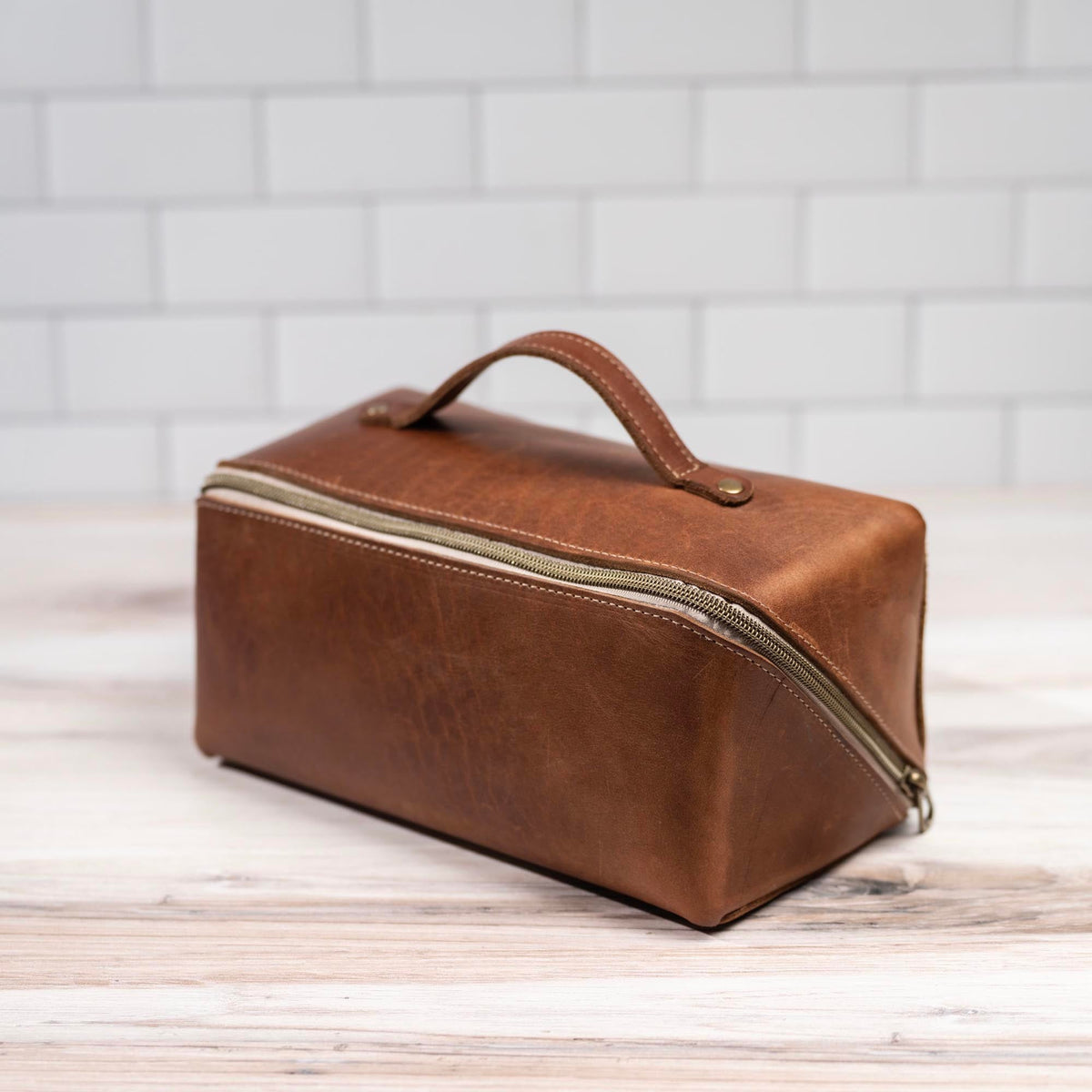 No. 307 Porter Dopp Kit – Full Grain Leather Toiletry Bag