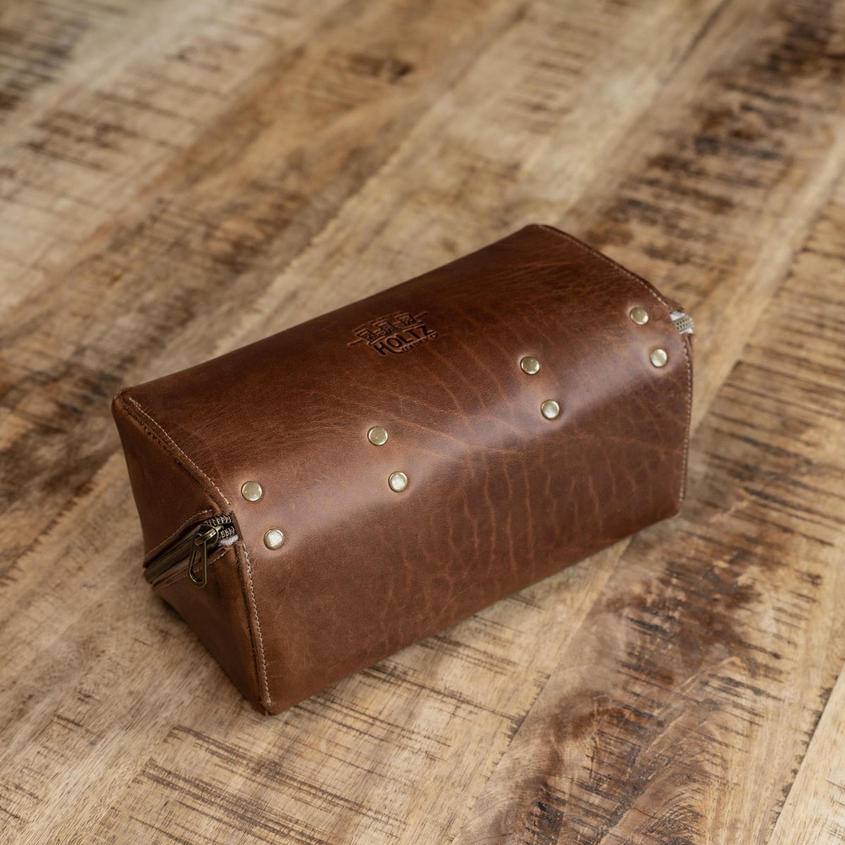No. 307 Porter Dopp Kit – Full Grain Leather Toiletry Bag