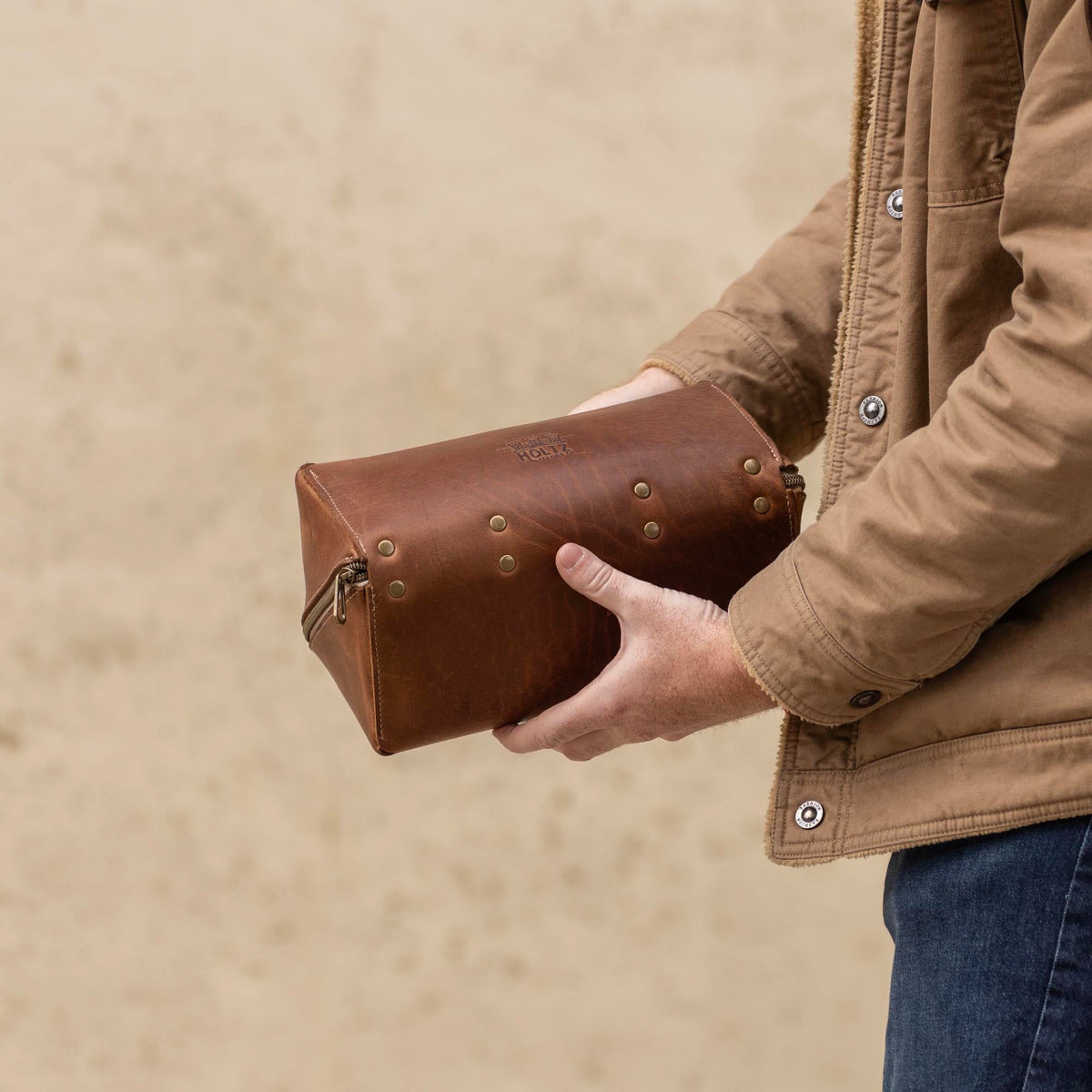 No. 307 Porter Dopp Kit – Full Grain Leather Toiletry Bag