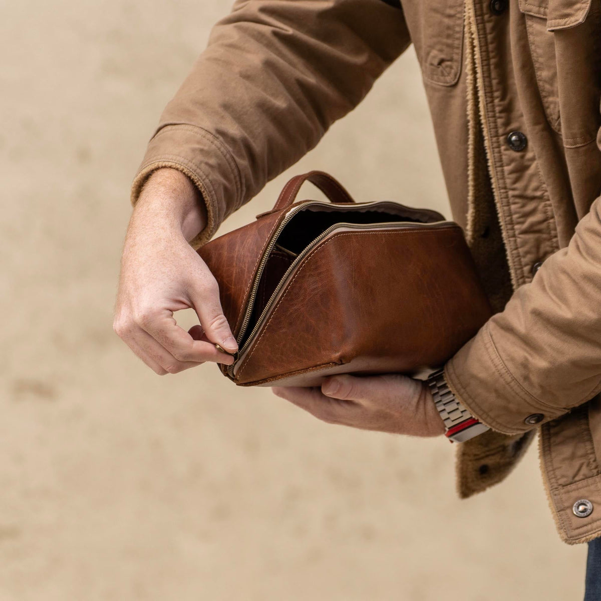 No. 307 Porter Dopp Kit – Full Grain Leather Toiletry Bag