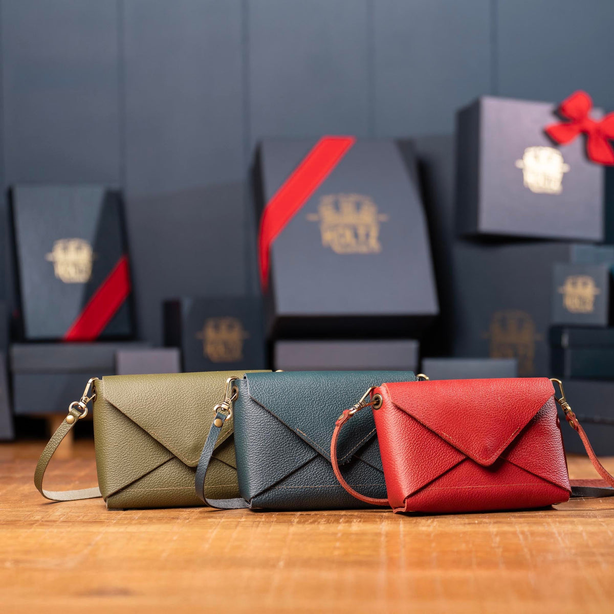 The Cecilia 2.0 - Fine Leather Envelope Purse with Adjustable 3 in 1 Strap
