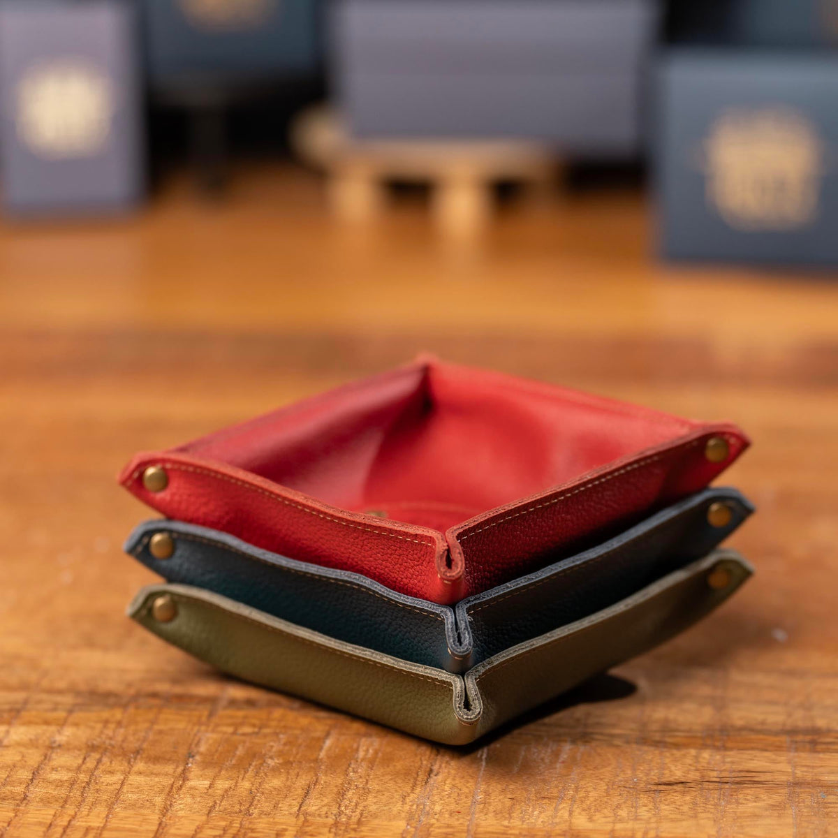 The Monticello Fine Leather Personalized Desk Dresser Valet Caddy Tray - Holtz Co. The Monticello Fine Leather Personalized Desk Dresser Valet Caddy Tray - Holtz Co.