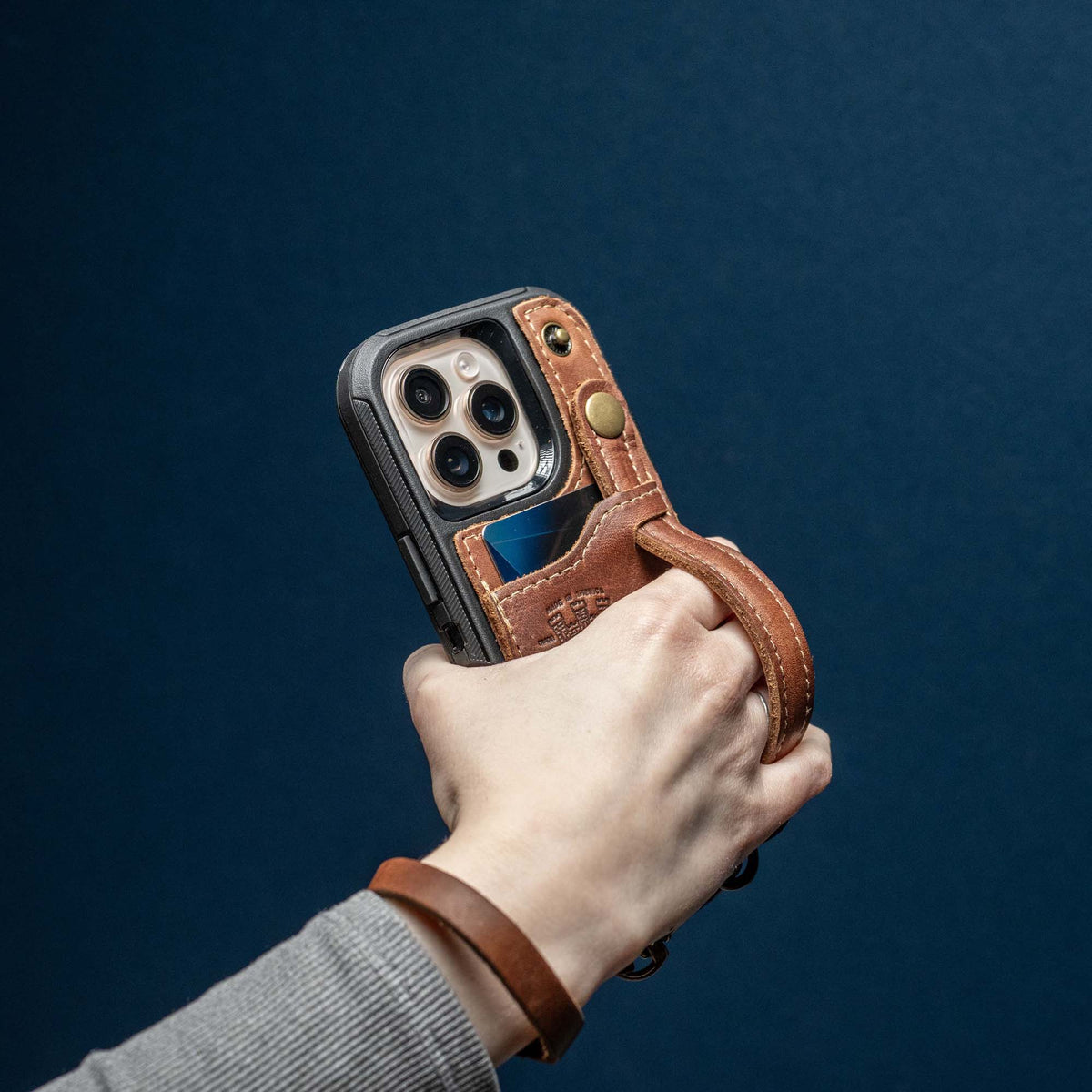 The SWITCH 4-IN-1 Leather Phone Case - WALLET, KICKSTAND & LOOP for iPhone®